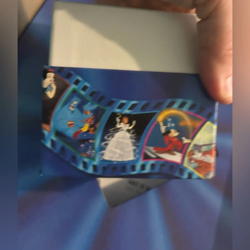 Vintage Disney Trivial Pursuit Pieces Factory Sealed Wear‎ on Box Corners 2002